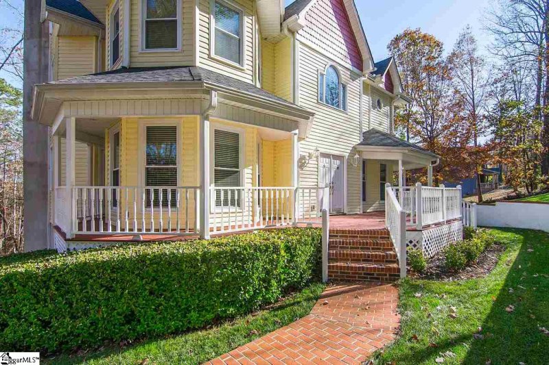 Property image 4 at 303 Cardinal Drive, Greenville, SC 29609