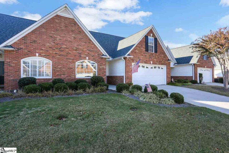Property image 2 at 105 HIGH CREST Court, Simpsonville, SC 29681-5996