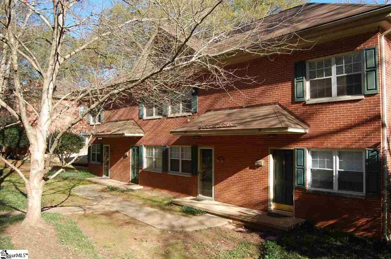 Property image 4 at 21 Faris Circle, Greenville, SC 29605