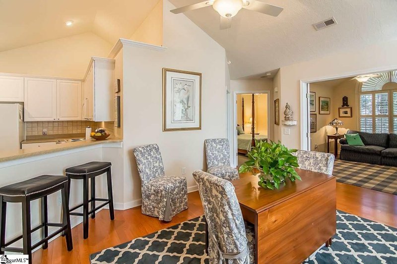 Property image 4 at 110 Fudora Circle, Simpsonville, SC 29681