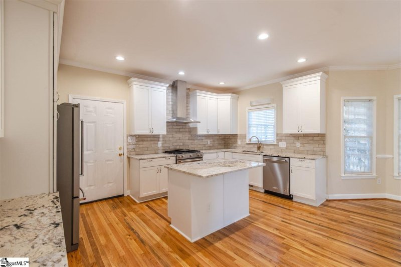 Property image 4 at 119 Leesburg Peak, Greer, SC 29651