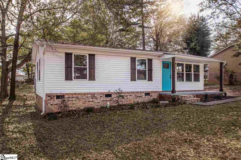 Property image 3 at 401 Boyd Avenue, Simpsonville, SC 29681