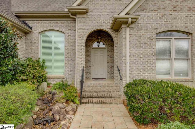 Property image 3 at 2 Caliston Court, Greenville, SC 29615
