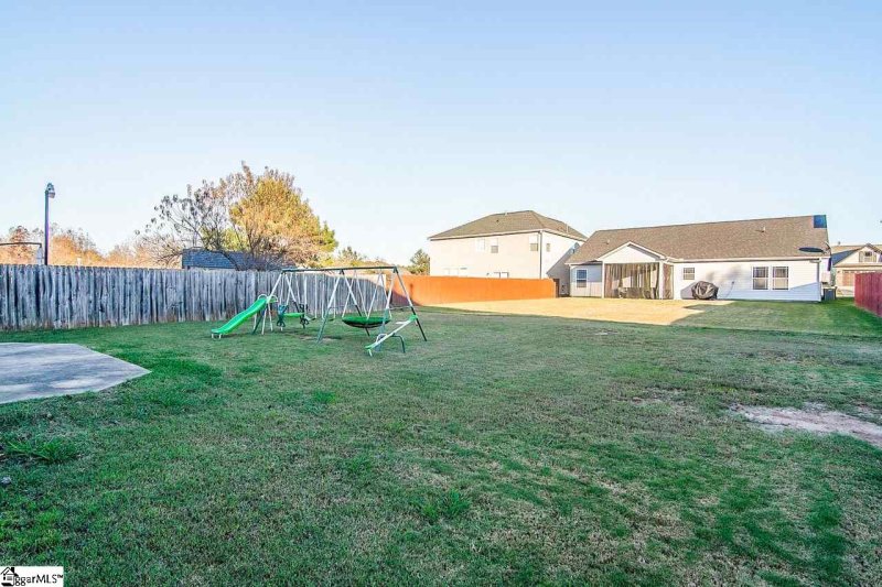 Property image 3 at 807 S Edisto River Drive, Roebuck, SC 29376