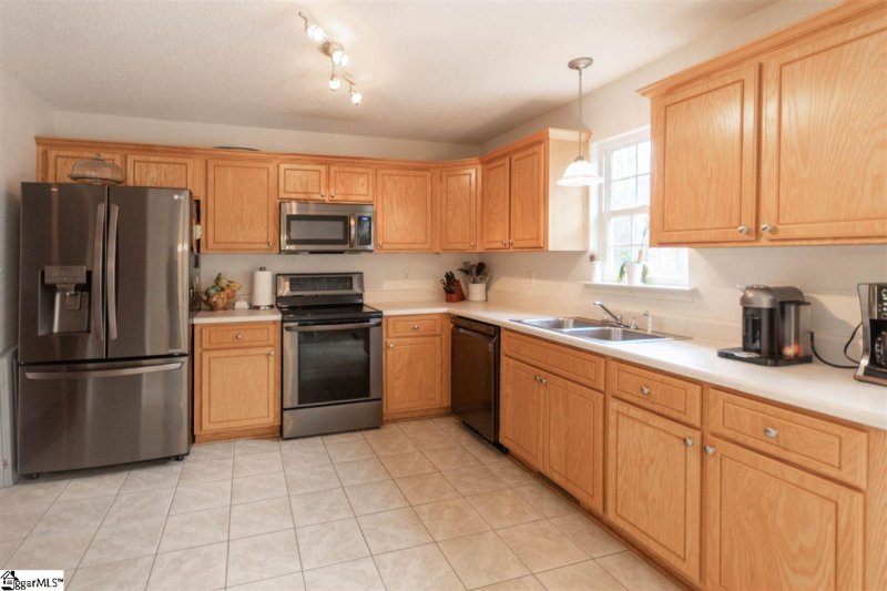 Property image 4 at 212 BARRY Drive, Greer, SC 29650