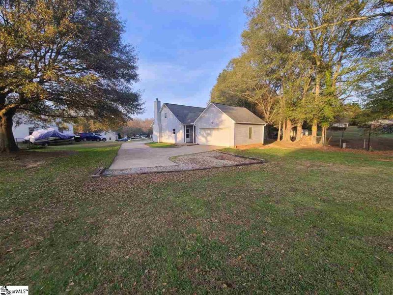 Property image 2 at 105 Laurel Walk, Piedmont, SC 29673-8393