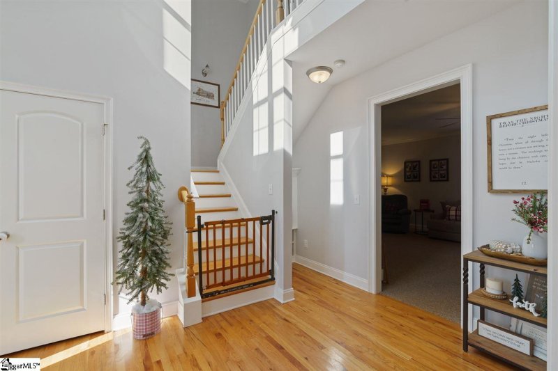 Property image 5 at 104 Laughing Tree Court, Fountain Inn, SC 29644