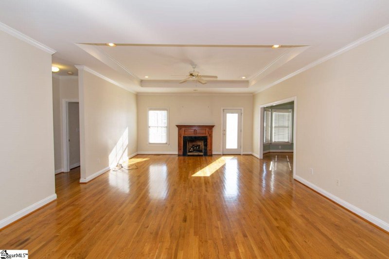 Property image 2 at 4 Redspire Drive, Greenville, SC 29617