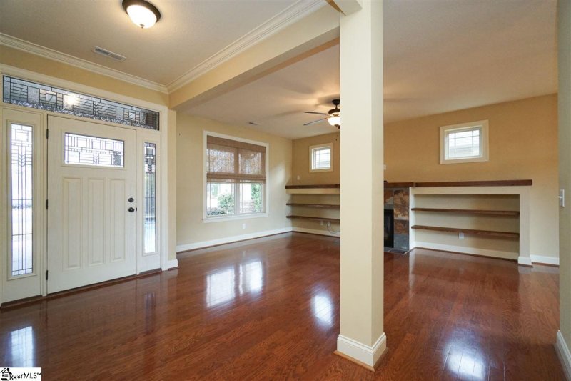 Property image 4 at 220 Catskill Drive, Taylors, SC 29687