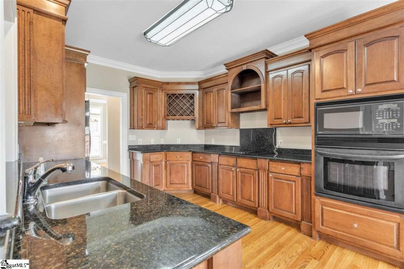 Property image 3 at 106 Tybee Drive, Simpsonville, SC 29681