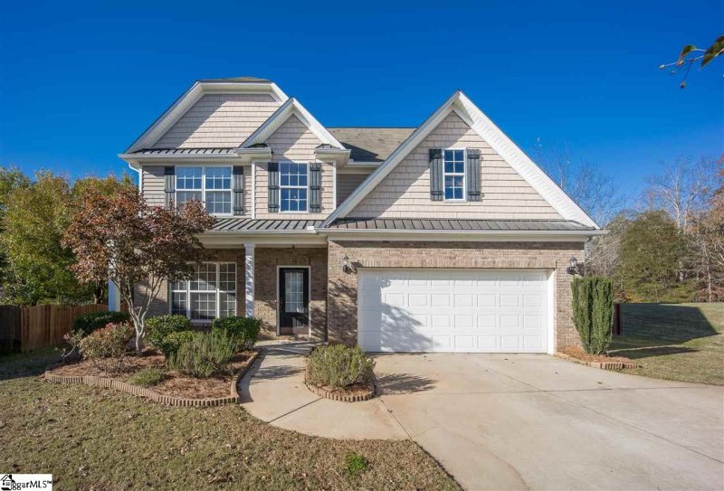 104 Mineral Court