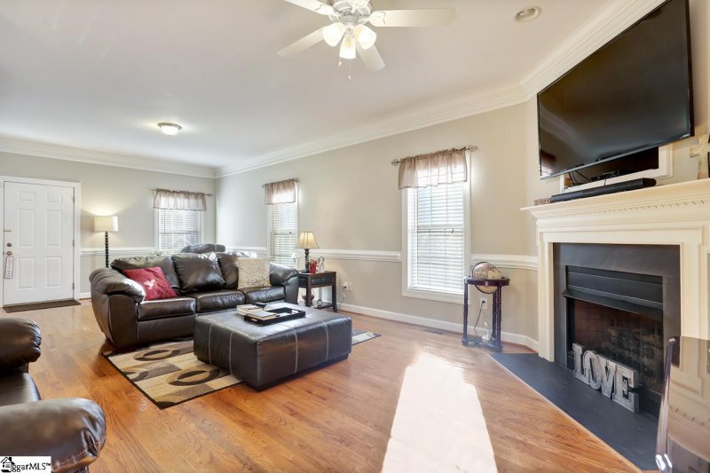 Property image 4 at 115 Glencreek Drive, Greer, SC 29650