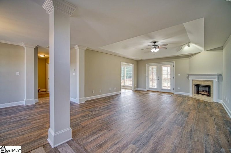 Property image 5 at 334 W Autumn Ridge Road, Moore, SC 29369