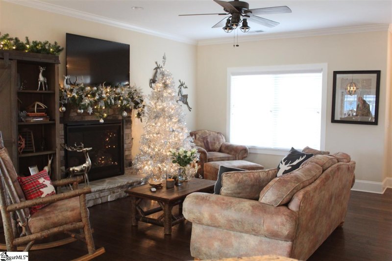 Property image 3 at 101 Kirklen Lane, Taylors, SC 29687