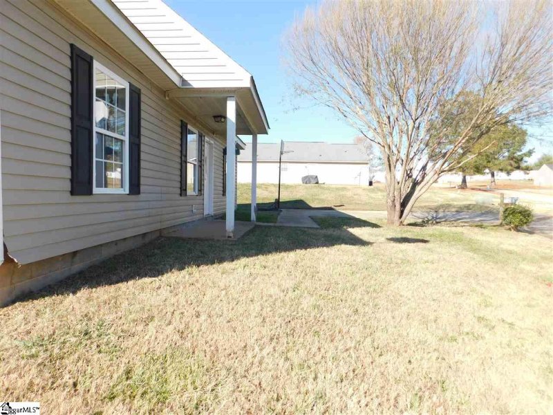 Property image 4 at 202 Jarrett Lane, Piedmont, SC 29673-6607