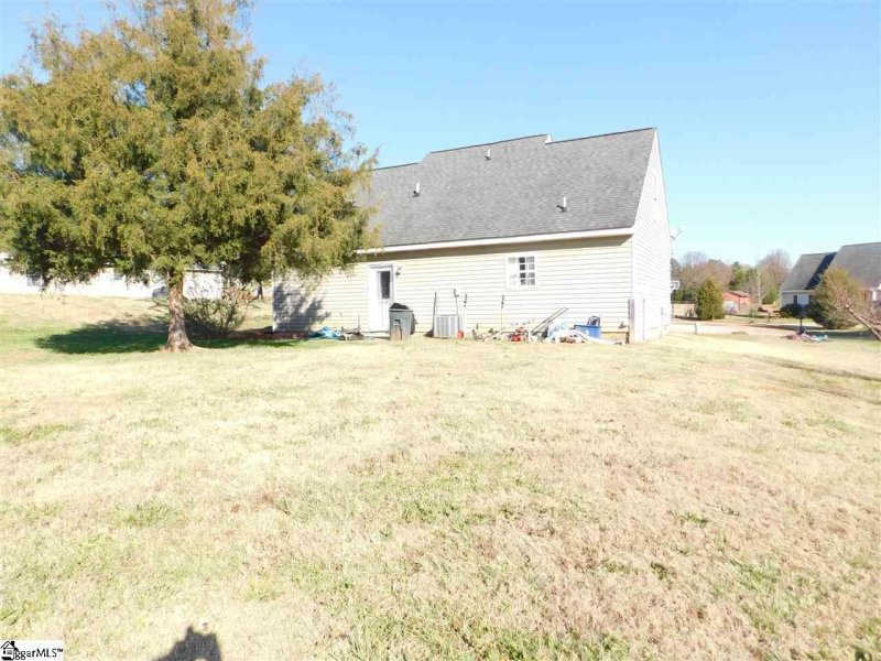 Property image 5 at 202 Jarrett Lane, Piedmont, SC 29673-6607