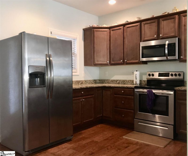 Property image 5 at 21 Shady Hollow Lane, Greer, SC 29650