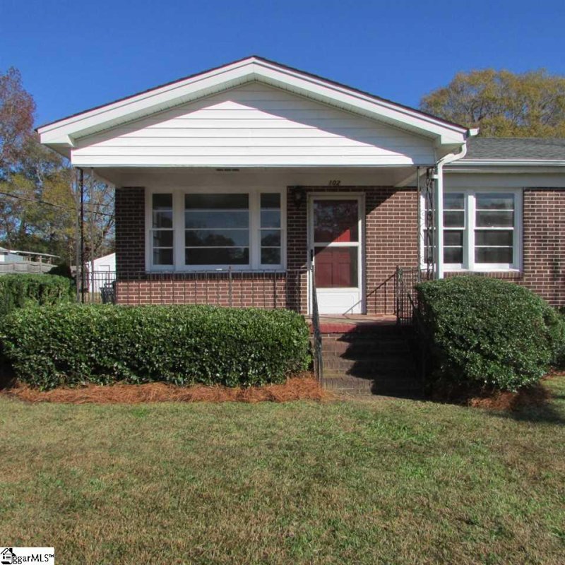 Property image 2 at 102 Looneybrook Drive, Fountain Inn, SC 29644