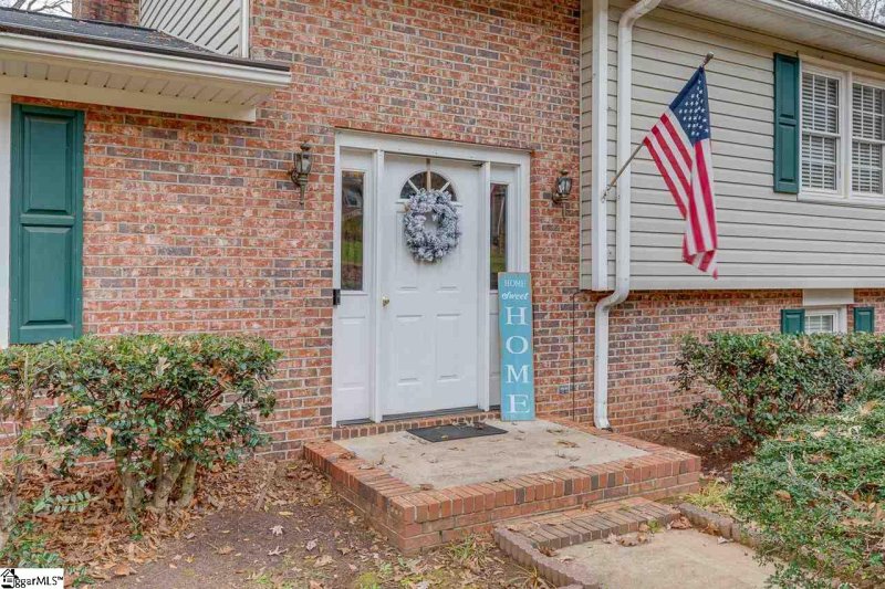 Property image 2 at 101 Laconia Drive, Travelers Rest, SC 29690