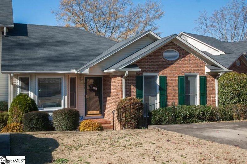 Property image 2 at 315 Angie Drive, Taylors, SC 29687