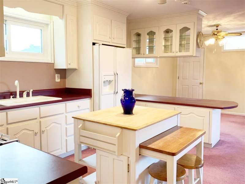 Property image 5 at 9 Provo Drive, Greenville, SC 29617