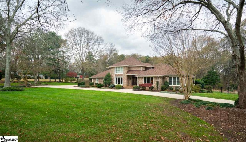 Property image 3 at 110 Ponders Ray Lane, Greenville, SC 29615