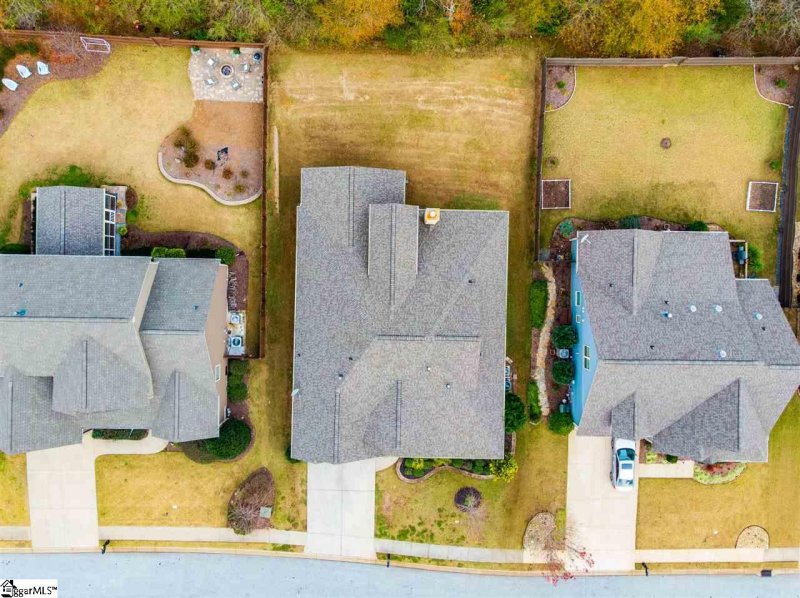 Property image 2 at 131 Notting Hill Lane, Greer, SC 29651