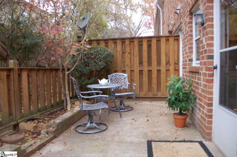 Property image 4 at 815 Edwards Road, Greenville, SC 29615