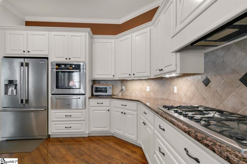 Property image 5 at 709 Mosswood Lane, Spartanburg, SC 29301