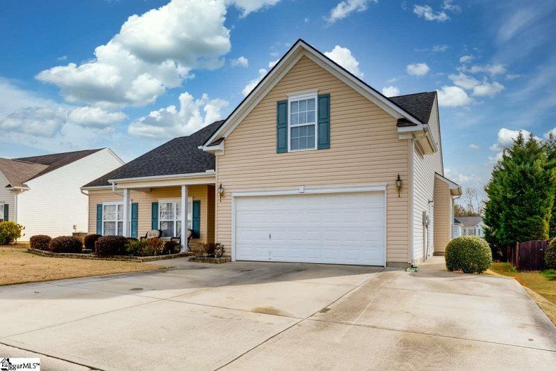 Property image 2 at 303 Blue Sage Place, Simpsonville, SC 29680