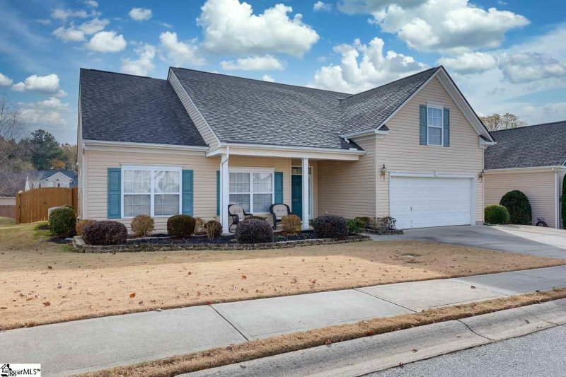 Property image 3 at 303 Blue Sage Place, Simpsonville, SC 29680