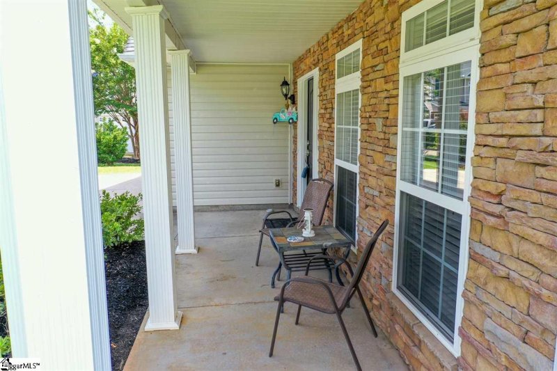 Property image 3 at 216 Silver Run Lane, Greenville, SC 29607