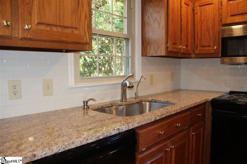 Property image 5 at 311 Sycamore Drive, Mauldin, SC 29662