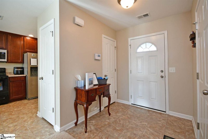 Property image 4 at 10 Allamanda Way, Simpsonville, SC 29680