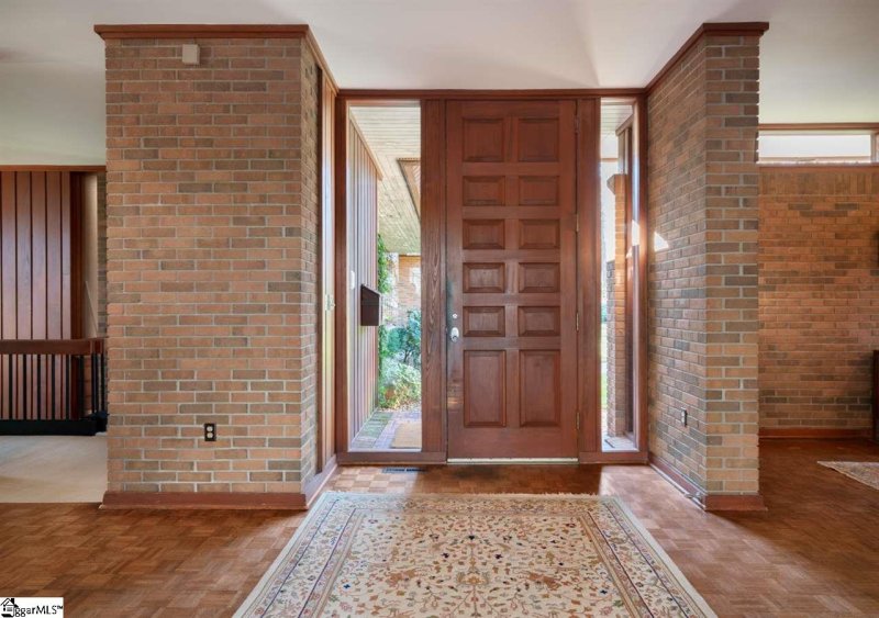 Property image 3 at 402 Huntington Road, Greenville, SC 29615