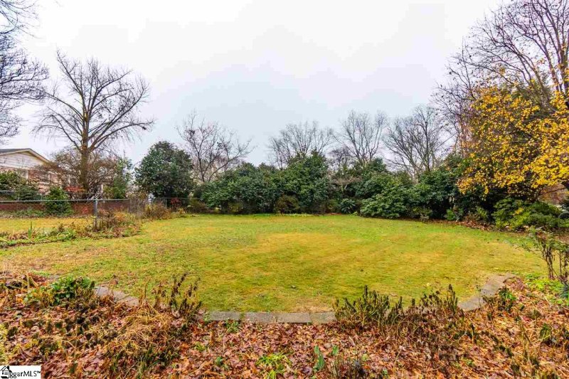 Property image 4 at 202 Edwards Road, Greenville, SC 29615-1241