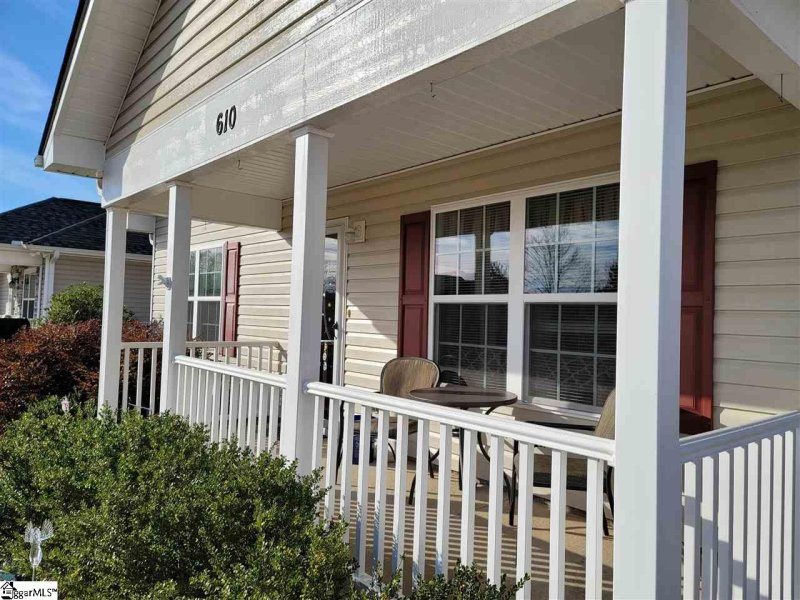 Property image 2 at 610 Ruddy Creek Circle, Greer, SC 29651