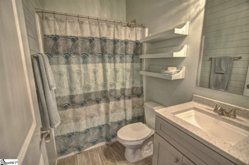 Property image 5 at 4 Brenleigh Court, Simpsonville, SC 29680