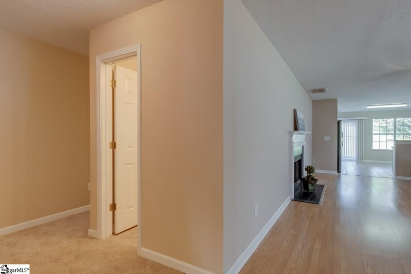 Property image 5 at 6 Cattle Court, Simpsonville, SC 29681