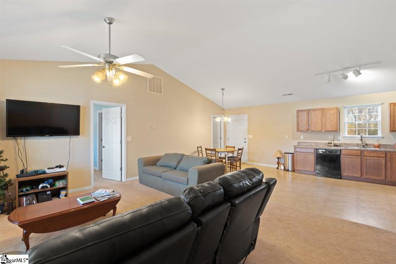 Property image 4 at 223 Amethyst Way, Laurens, SC 29360