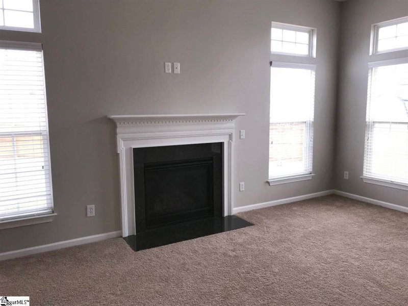 Property image 3 at 727 Gloria Court, Boiling Springs, SC 29316