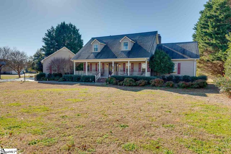 Property image 2 at 14 Summit Court, Taylors, SC 29687