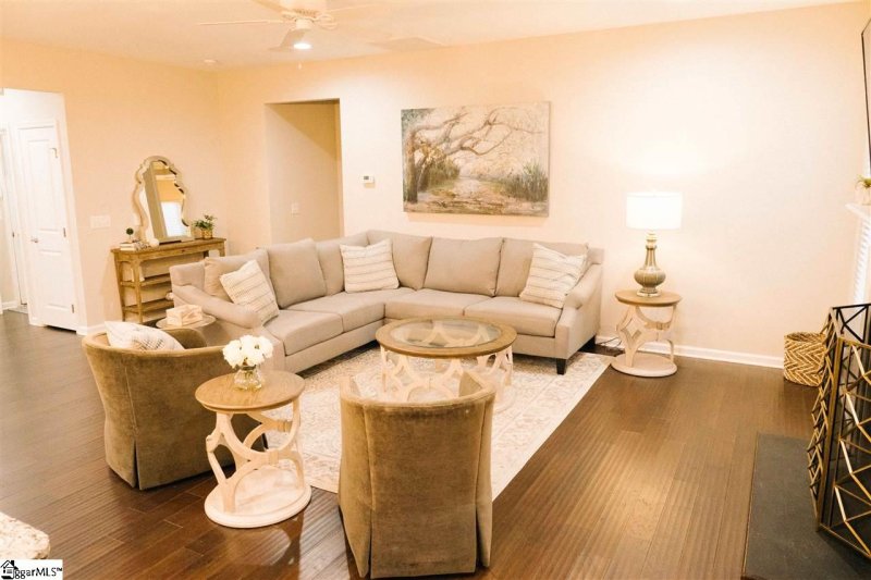 Property image 5 at 106 Vereen Court, Simpsonville, SC 29681
