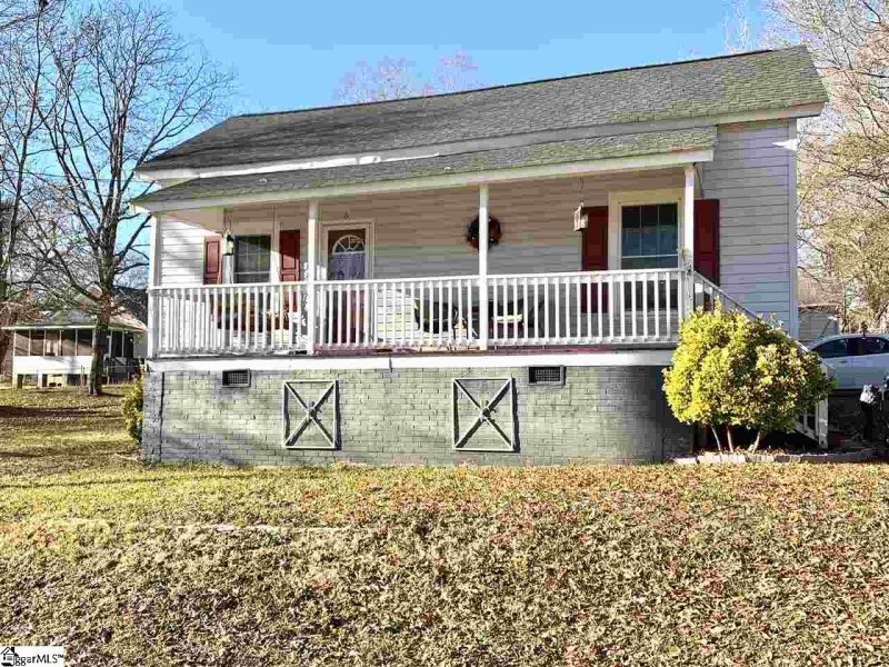 Property image 2 at 6 Tillman Street, Liberty, SC 29657