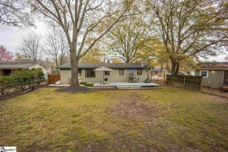 Property image 3 at 127 Sycamore Drive, Greenville, SC 29607