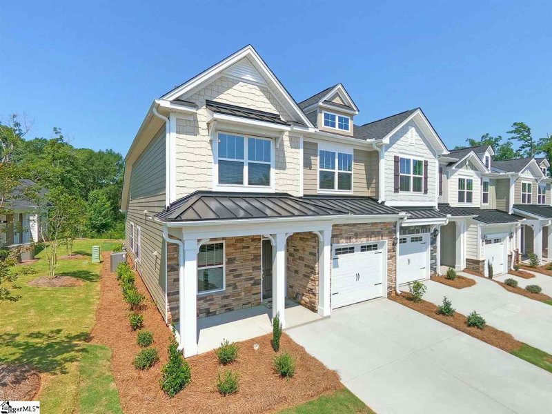 Property image 2 at 106 Wakeview Way, Anderson, SC 29625