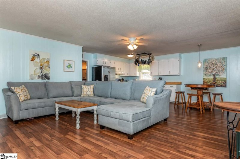 Property image 2 at 216 Overhill Drive, Duncan, SC 29334-9139