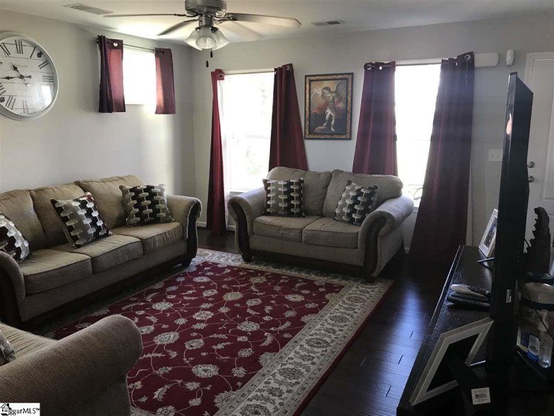 Property image 5 at 105 Glazed Springs Court, Easley, SC 29642