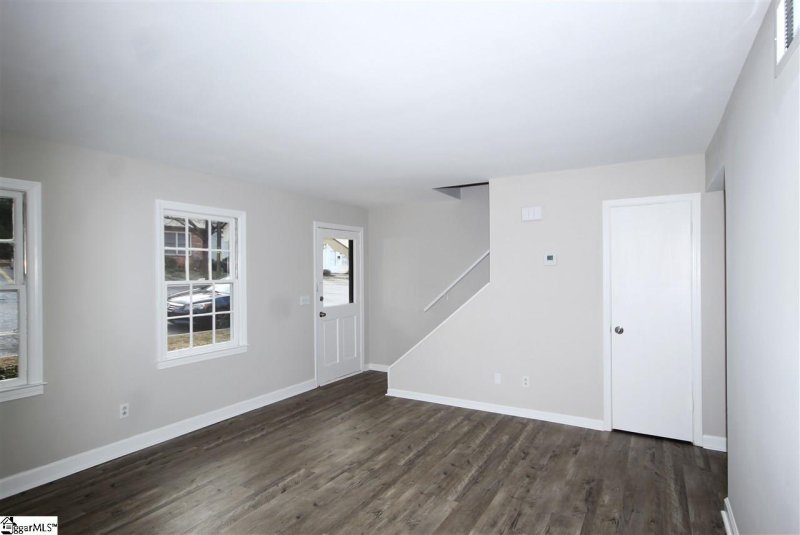 Property image 2 at 144 Pine Creek Court Extension, Greenville, SC 29605