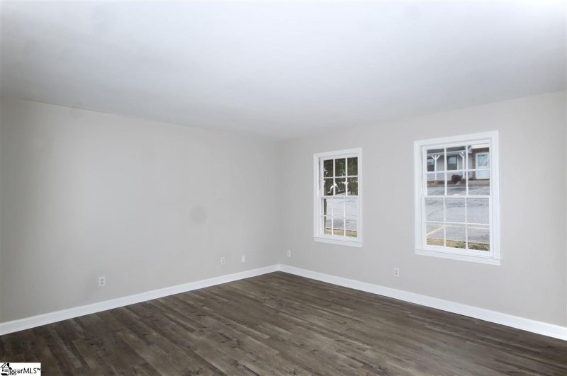 Property image 3 at 144 Pine Creek Court Extension, Greenville, SC 29605